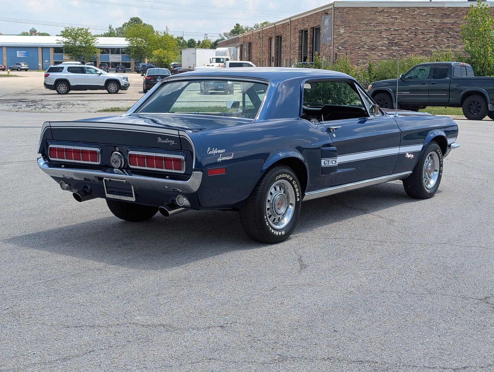 Ford-Mustang-1968-Coupe-2