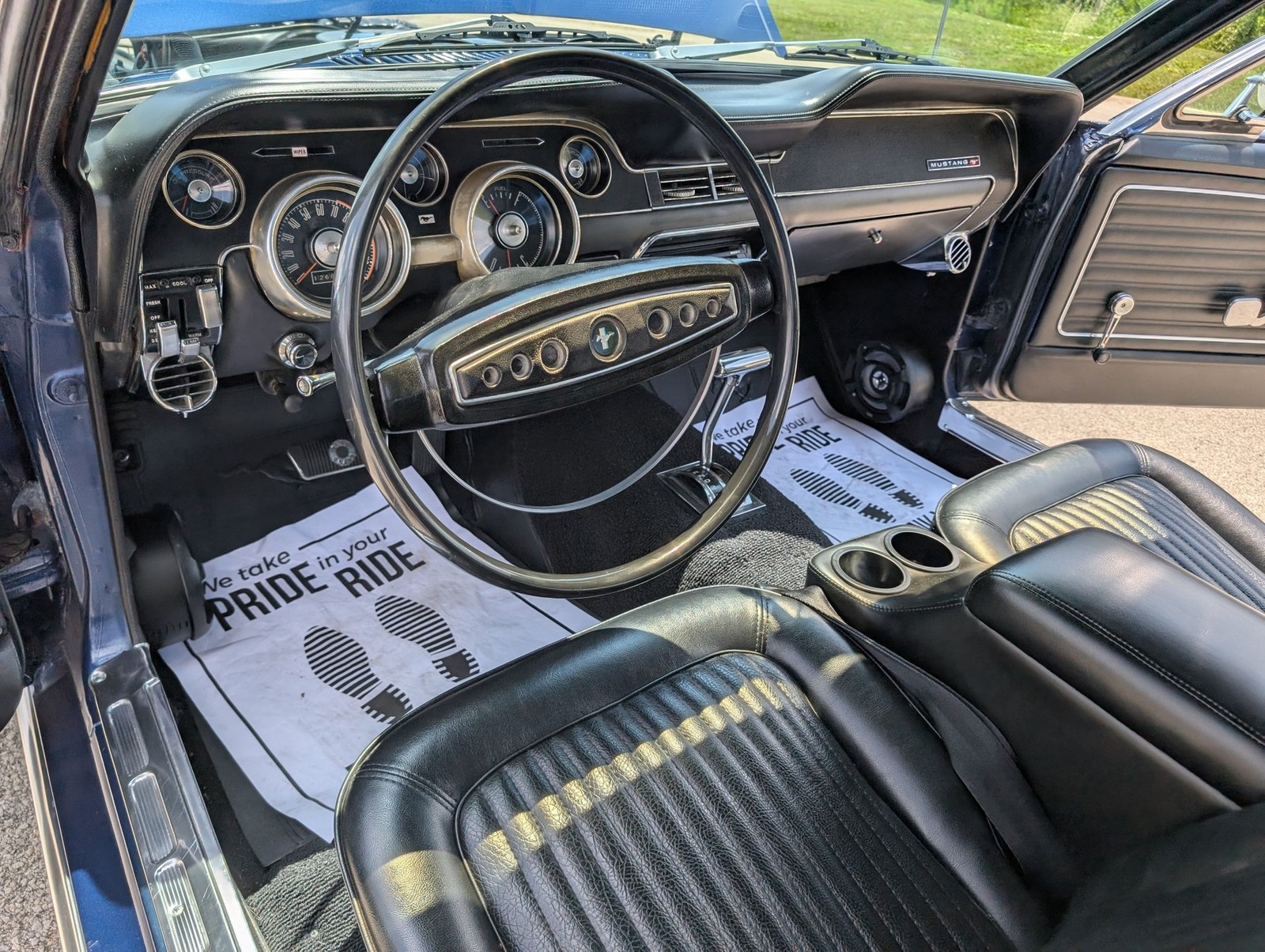 Ford-Mustang-1968-Coupe-3