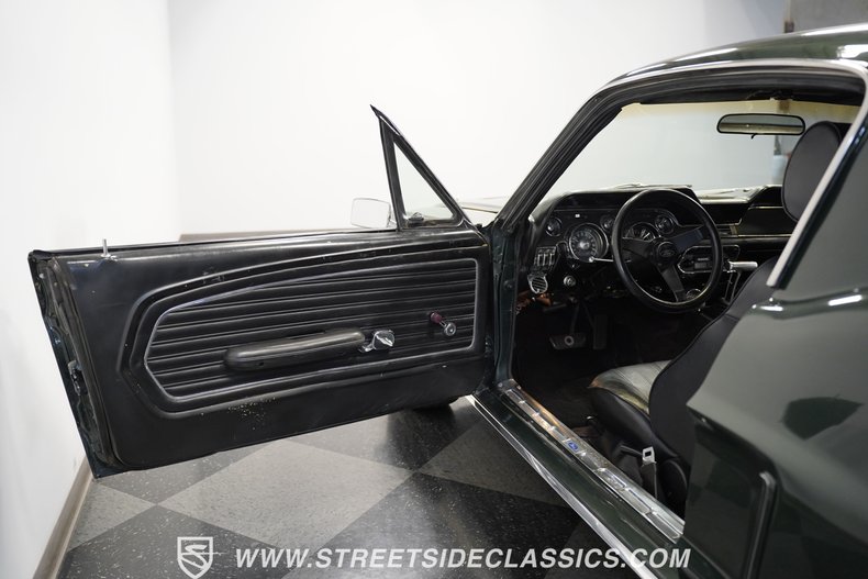 Ford-Mustang-1968-Green-Black-30