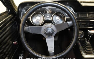 Ford-Mustang-1968-Green-Black-34