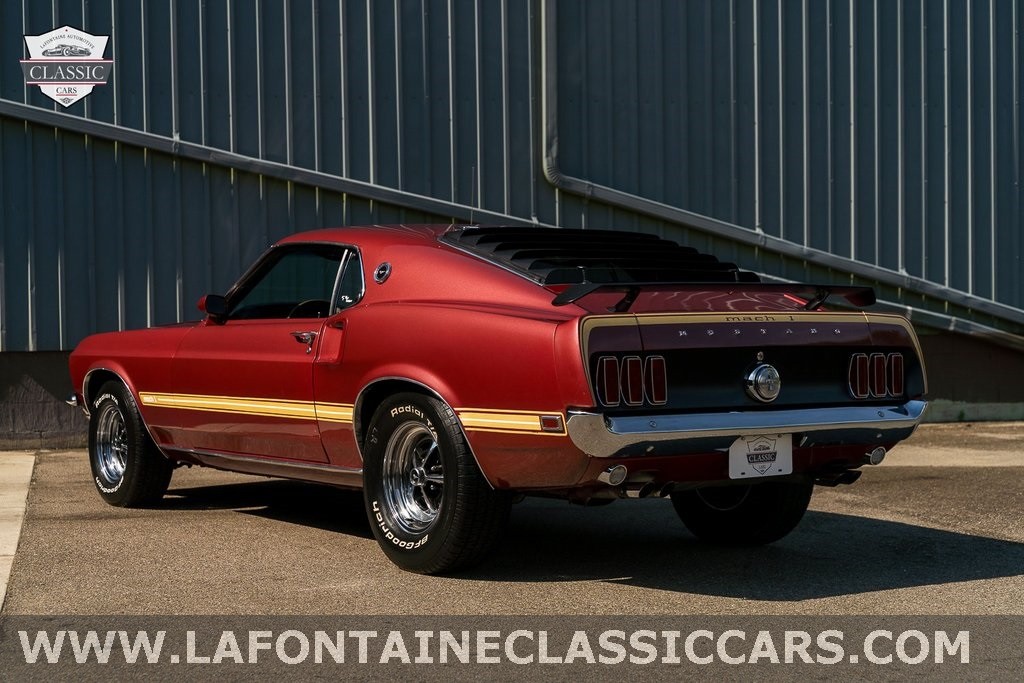 Ford-Mustang-1969-1
