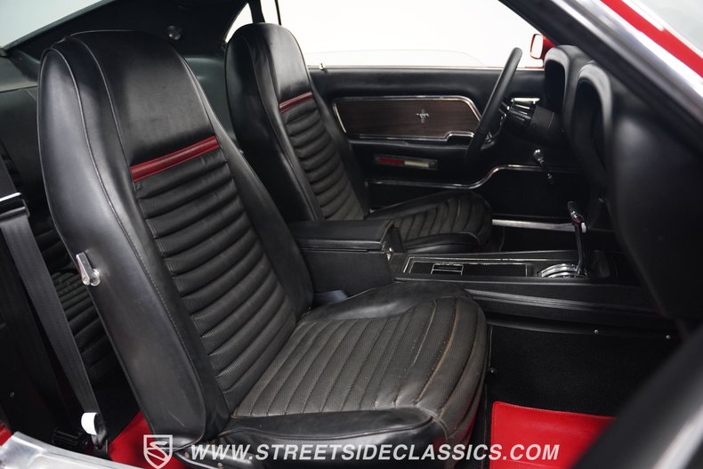 Ford-Mustang-1969-Candy-Apple-Red-Black-9