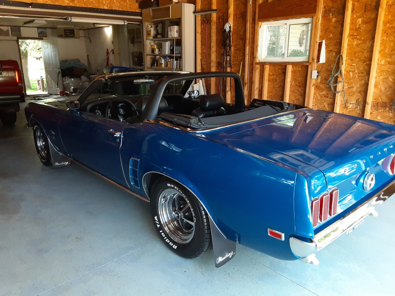 Ford-Mustang-1969-Convertible-2