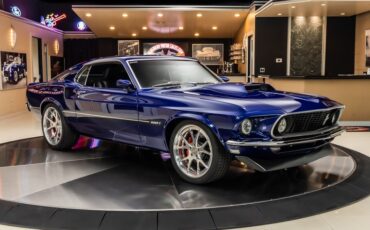 Ford-Mustang-1969-Deep-Impact-Blue-Black-15