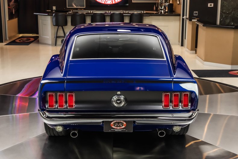Ford-Mustang-1969-Deep-Impact-Blue-Black-21