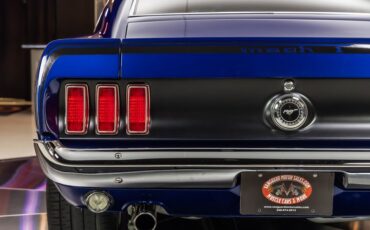 Ford-Mustang-1969-Deep-Impact-Blue-Black-40