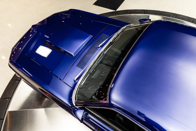 Ford-Mustang-1969-Deep-Impact-Blue-Black-44