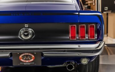 Ford-Mustang-1969-Deep-Impact-Blue-Black-48