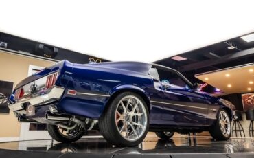 Ford-Mustang-1969-Deep-Impact-Blue-Black-5