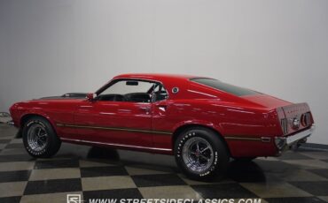 Ford-Mustang-1969-Fastback-10