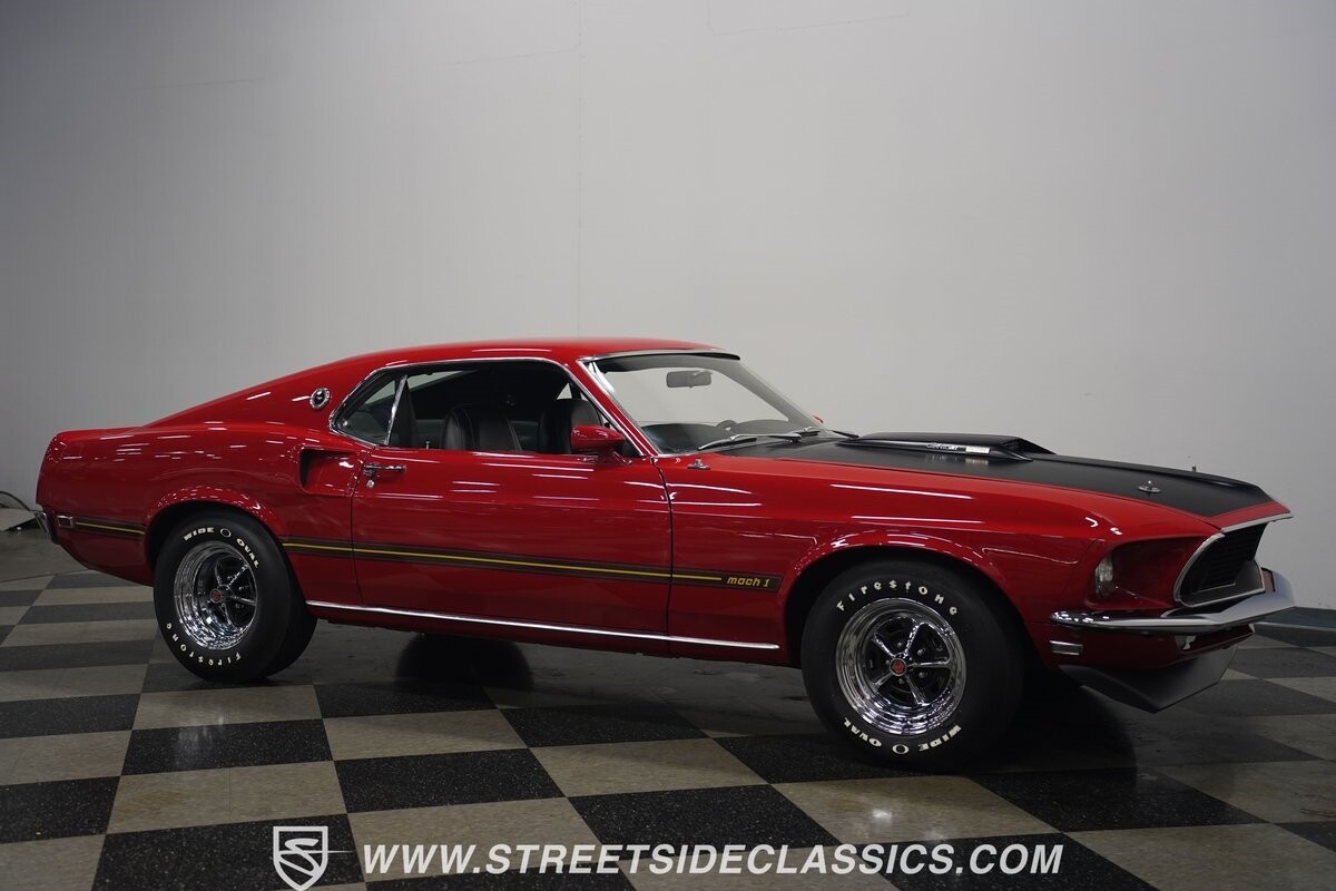 Ford-Mustang-1969-Fastback-18