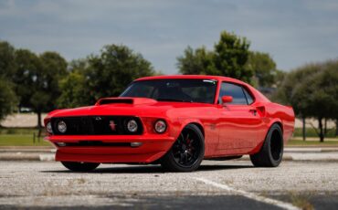 Ford-Mustang-1969-Fastback-2
