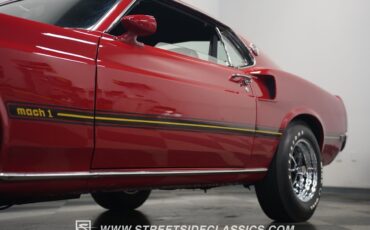 Ford-Mustang-1969-Fastback-25