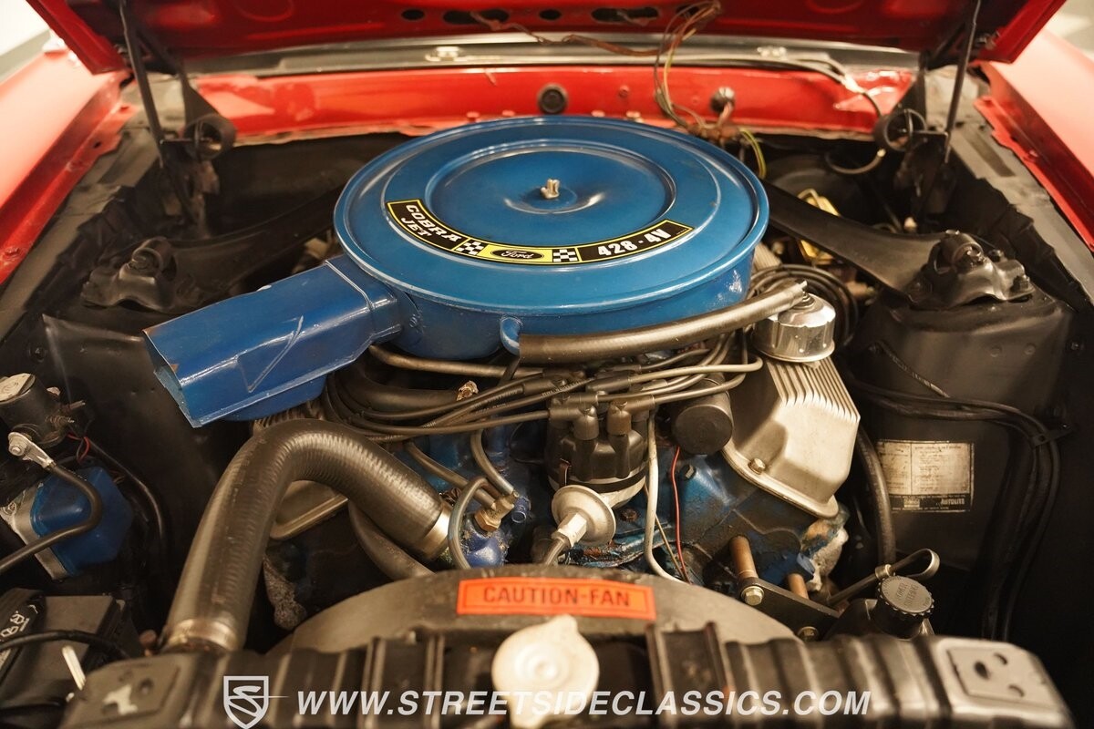 Ford-Mustang-1969-Fastback-3