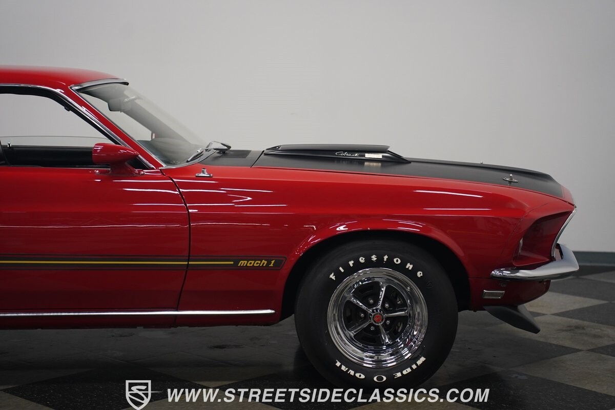 Ford-Mustang-1969-Fastback-34