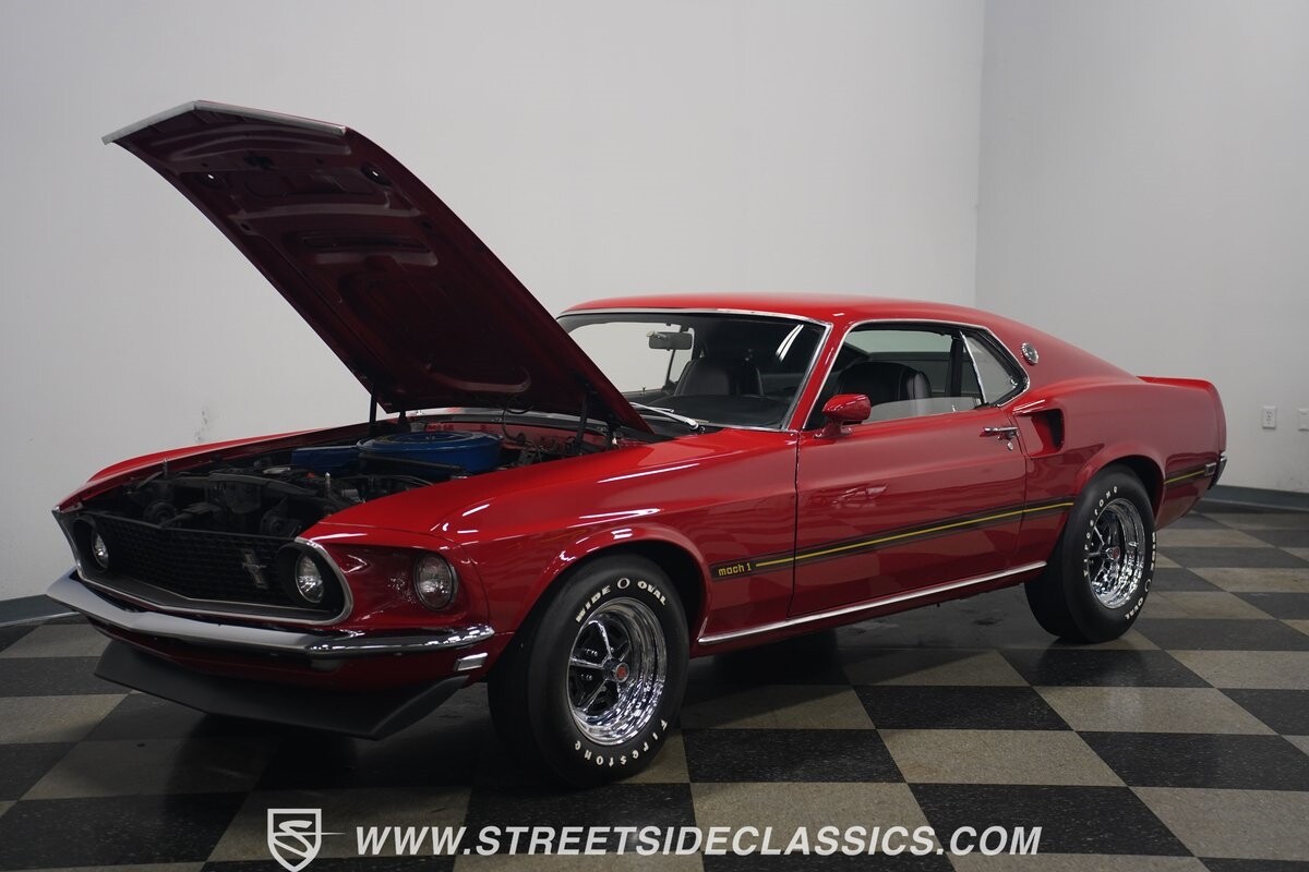 Ford-Mustang-1969-Fastback-35