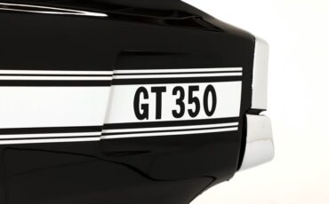 Ford-Mustang-1969-Raven-Black-White-18