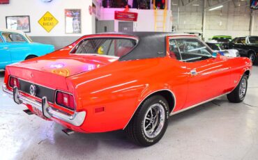 Ford-Mustang-1971-Coupe-10