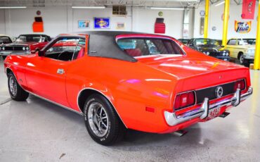 Ford-Mustang-1971-Coupe-16