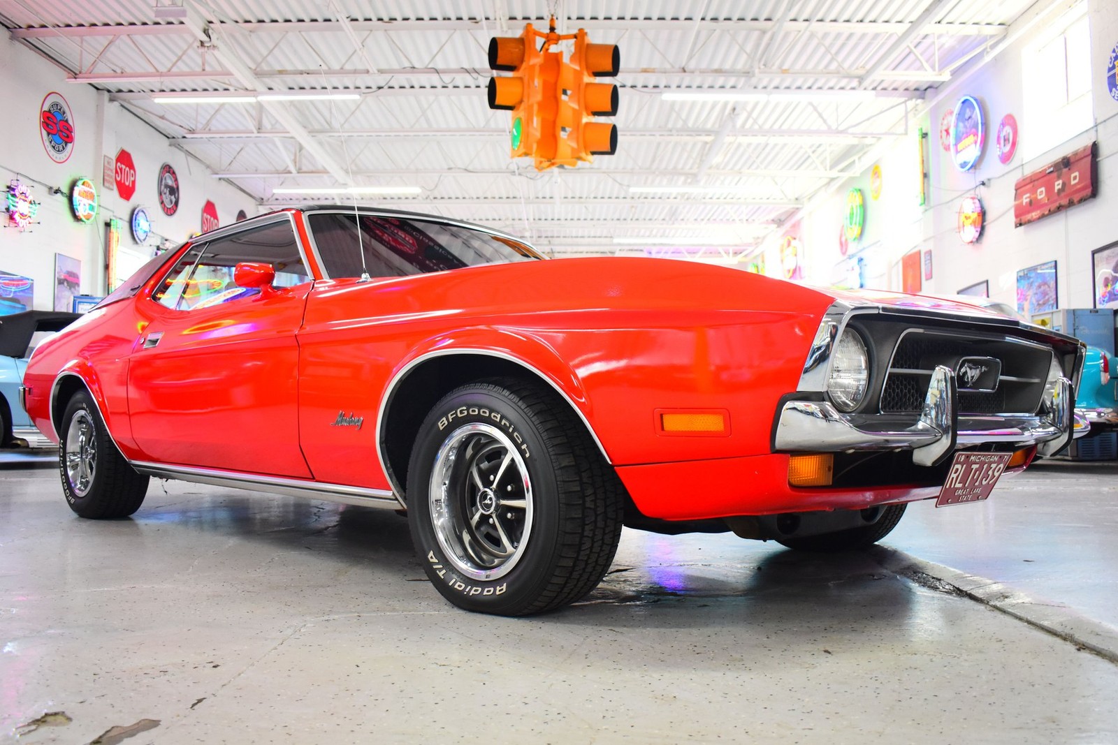 Ford-Mustang-1971-Coupe-2