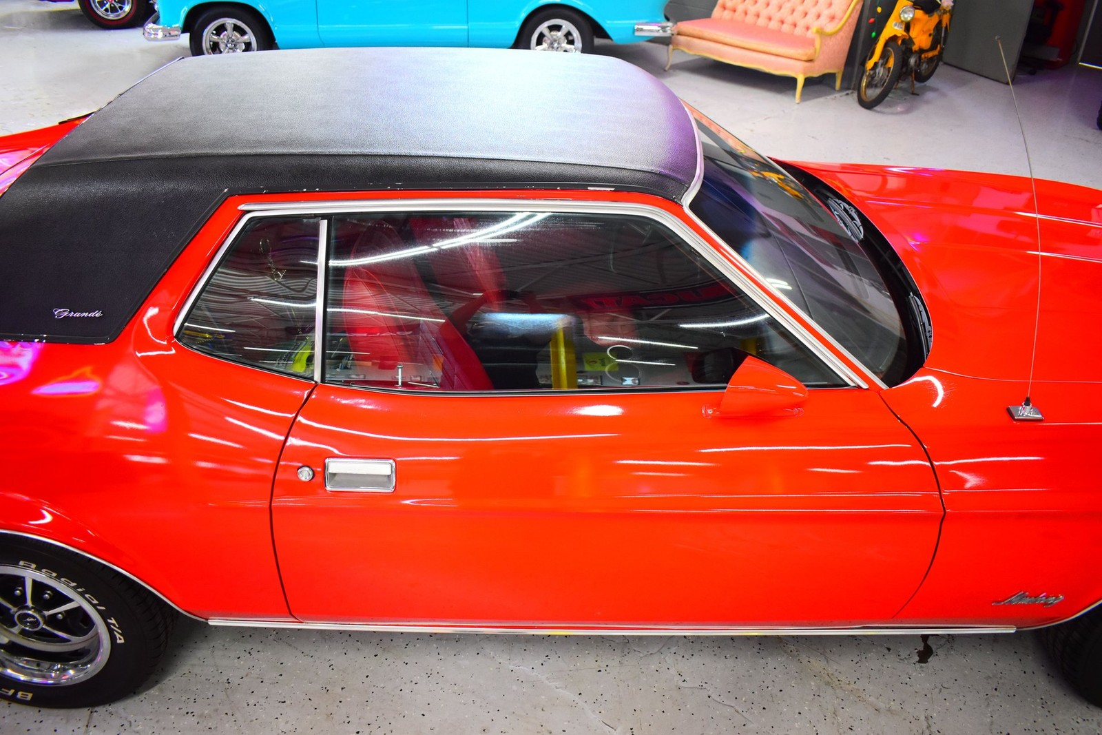 Ford-Mustang-1971-Coupe-5