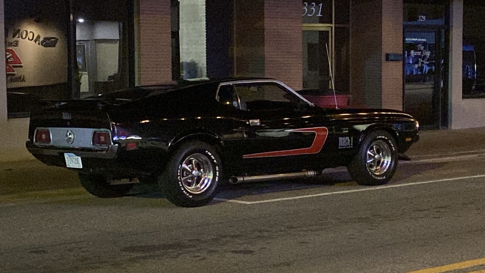 Ford-Mustang-1971-Fastback-17