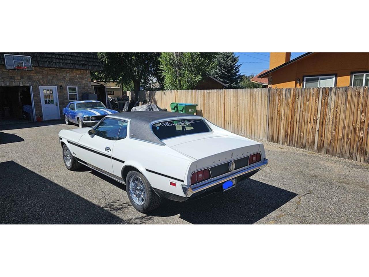 Ford-Mustang-1971-White-Blue-4