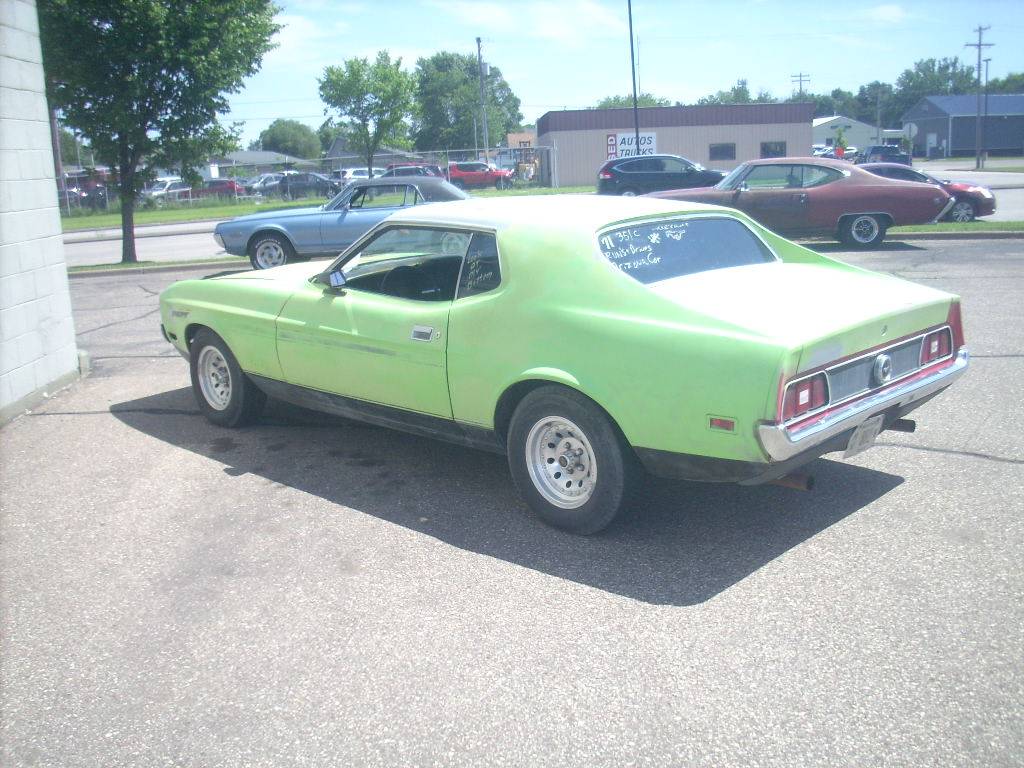 Ford-Mustang-1971-green-2
