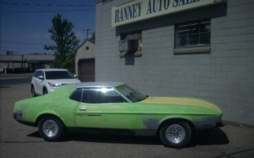 Ford-Mustang-1971-green