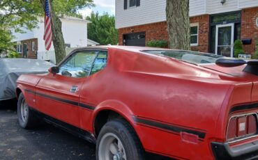 Ford-Mustang-1972-3