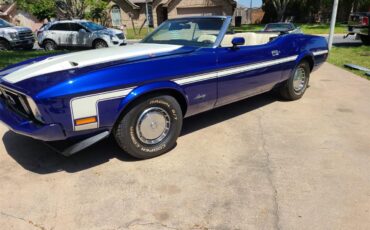 Ford-Mustang-1973-Blue-White-1