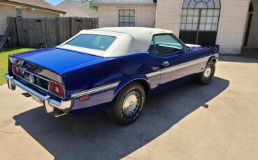 Ford-Mustang-1973-Blue-White-3