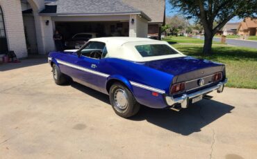 Ford-Mustang-1973-Blue-White-4