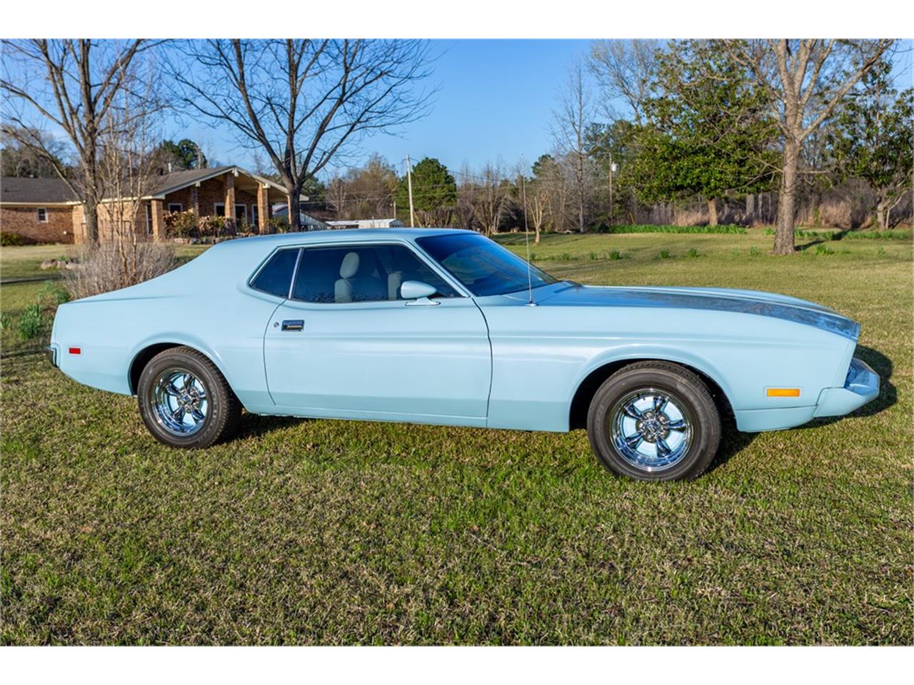 Ford-Mustang-1973-Blue-WhiteBlack-4