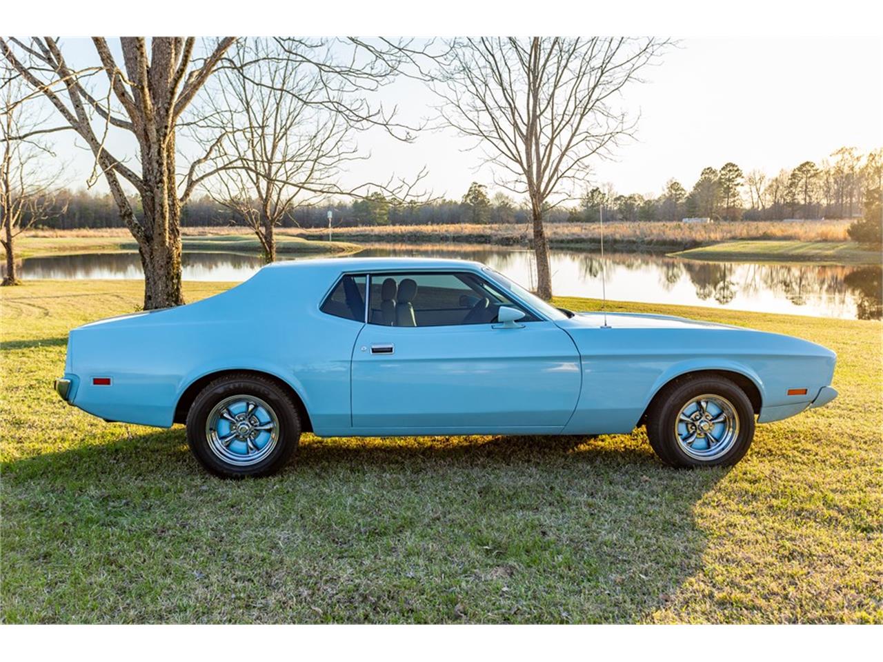 Ford-Mustang-1973-Blue-WhiteBlack-5