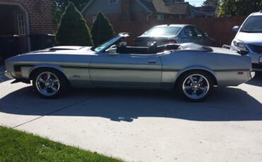 Ford-Mustang-1973-Convertible-3