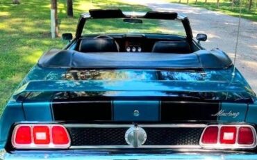 Ford-Mustang-1973-Turquoise-Black-5