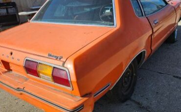 Ford-Mustang-1978-Burgundy-10