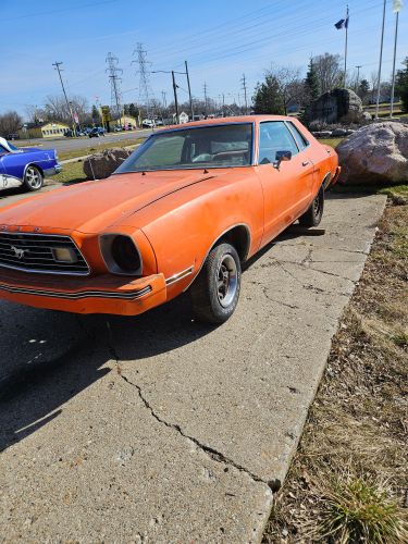 Ford-Mustang-1978-Burgundy-7