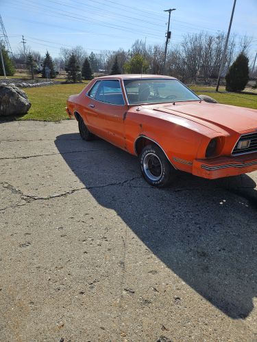 Ford-Mustang-1978-Burgundy