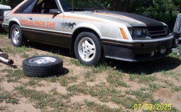 Ford-Mustang-1979-Fastback-6