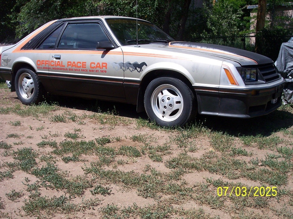 Ford-Mustang-1979-Fastback-7