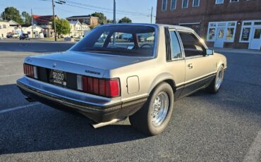 Ford-Mustang-1980