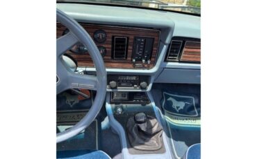 Ford-Mustang-1983-Blue-Blue-15