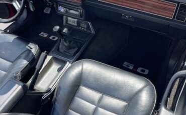 Ford-Mustang-1983-Convertible-13