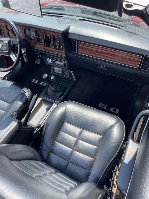 Ford-Mustang-1983-Convertible-13