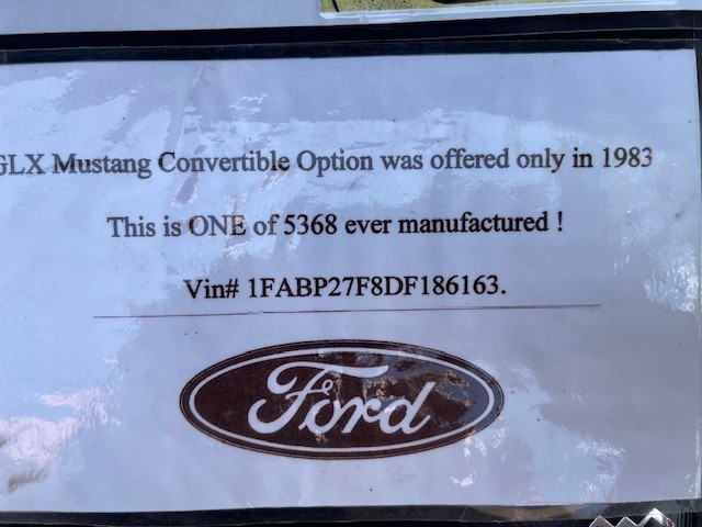 Ford-Mustang-1983-Convertible-16