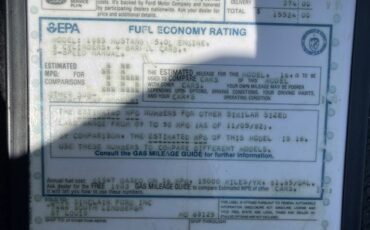 Ford-Mustang-1983-Convertible-19
