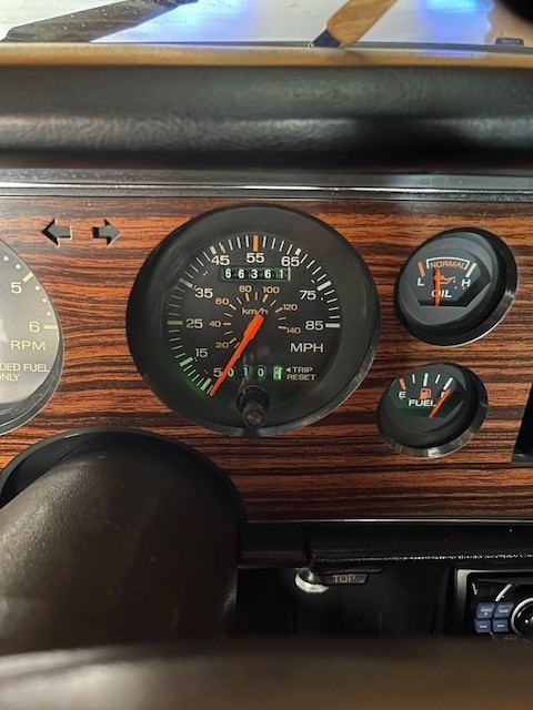 Ford-Mustang-1983-Convertible-20