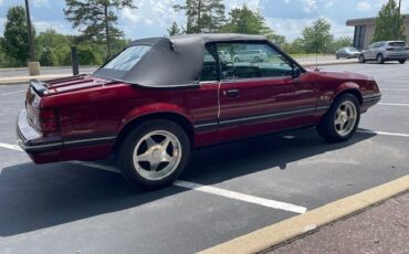 Ford-Mustang-1983-Convertible-3